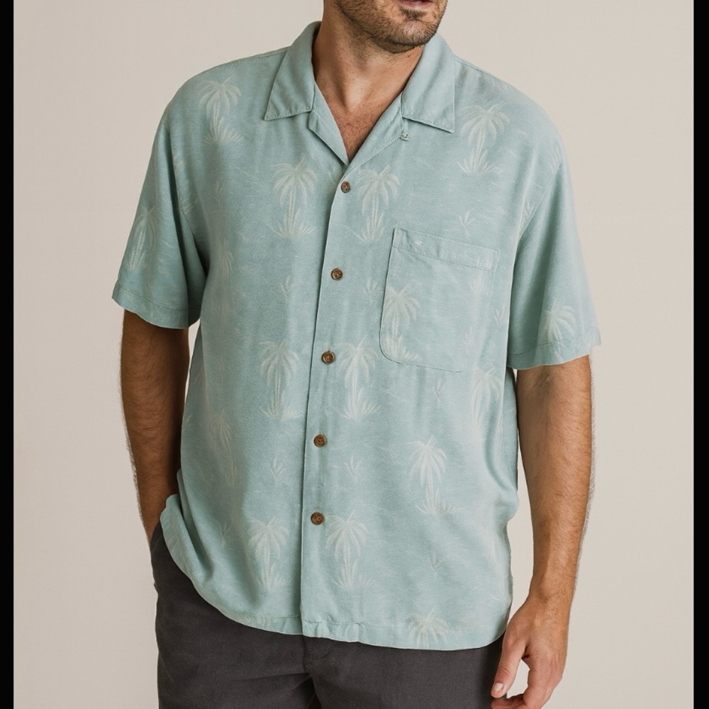 Tommy Bahama Aqua Palm Print Casual Shirt 100% Silk Summer Beach Vacay